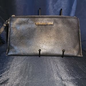 MICHAEL KORS JET SET BLACK LG ZIP CLUTCH WALLET/WRISTLET